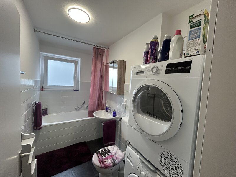 Schöne Eigentumswohnung zur Kapitalanlage - Badezimmer